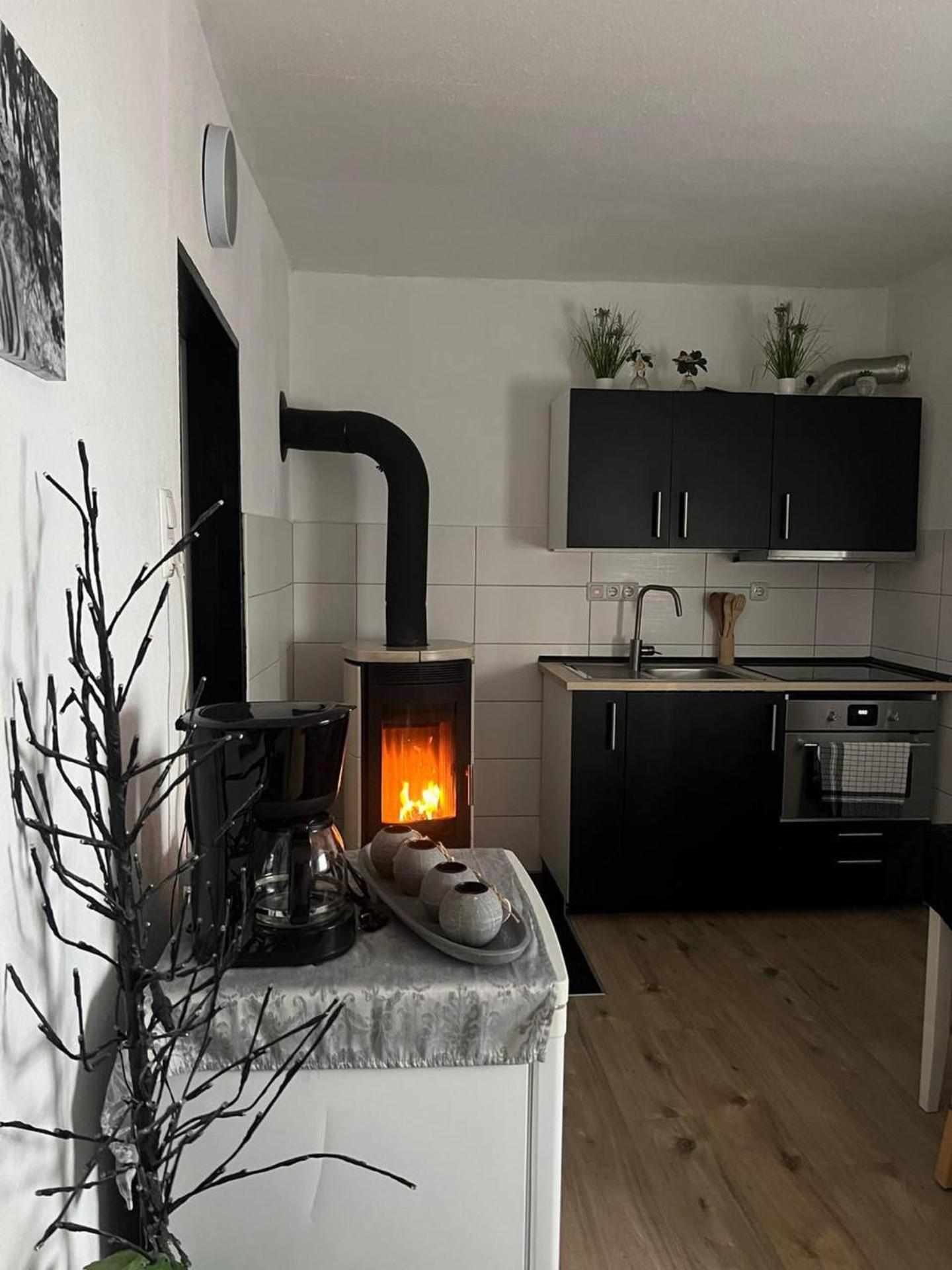 Lovely 1-Bed Apartment In Koblenz Koblenz  Buitenkant foto